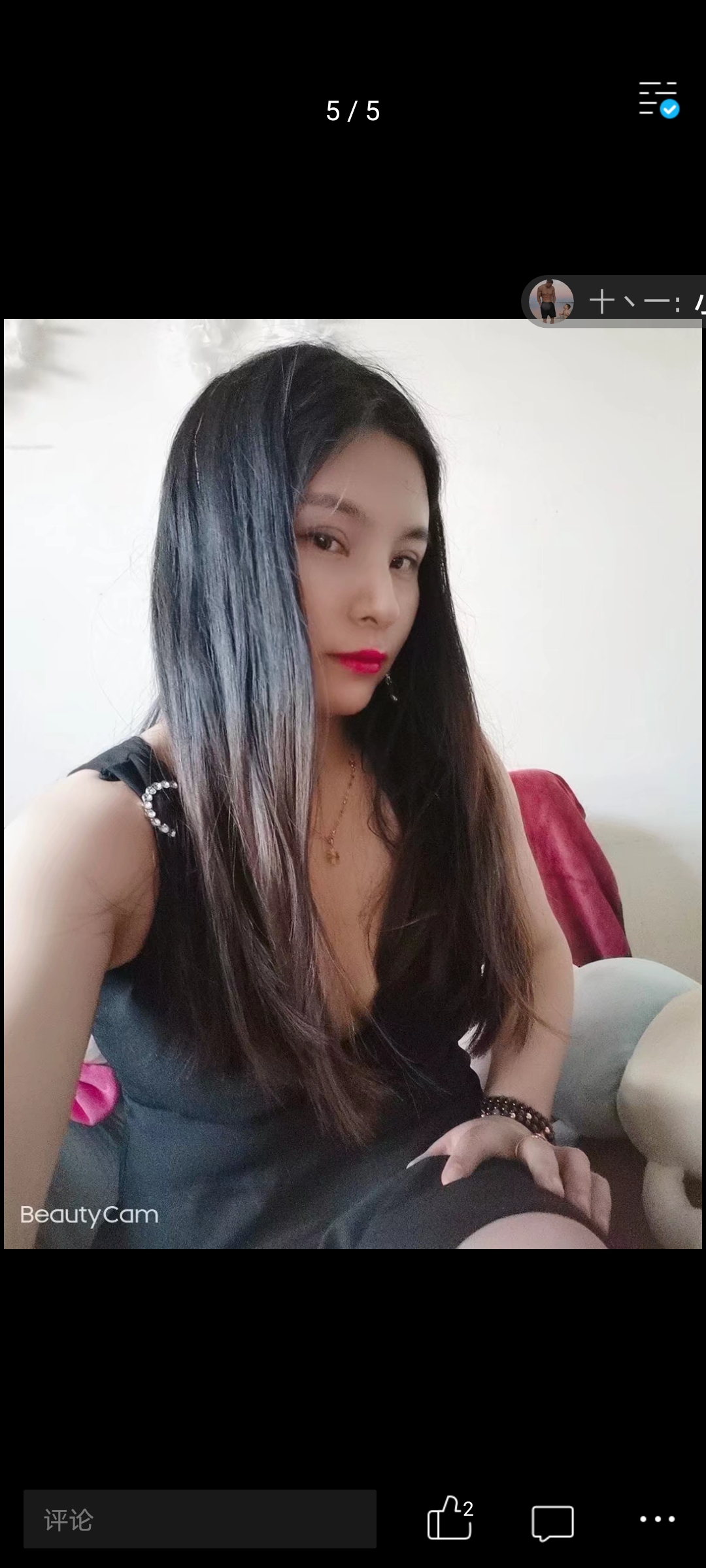 汉口火车站附近的小姐姐